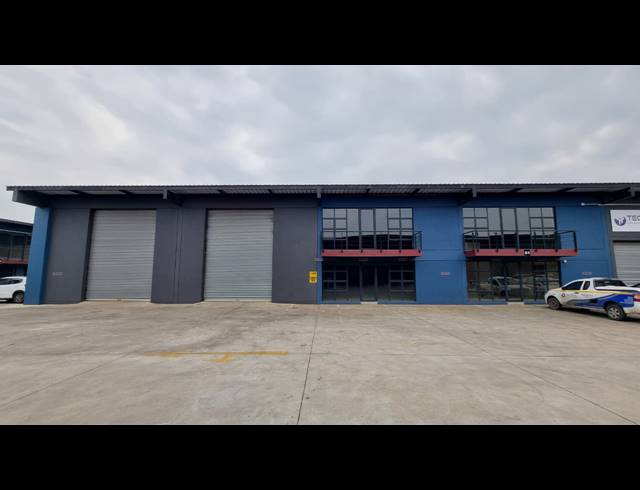 1,309M² WAREHOUSE TO LET IN POMONA